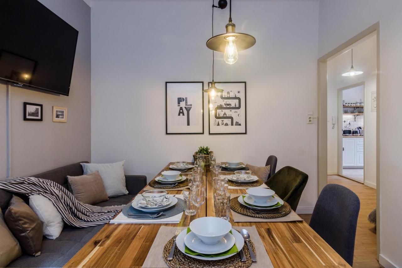 Apartment In Charles Bridge 1km By Michal&friends Prague