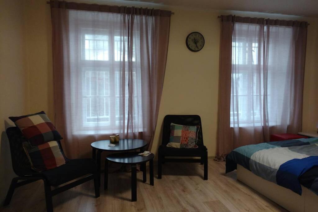 Marvelous In The Center Of Apartment