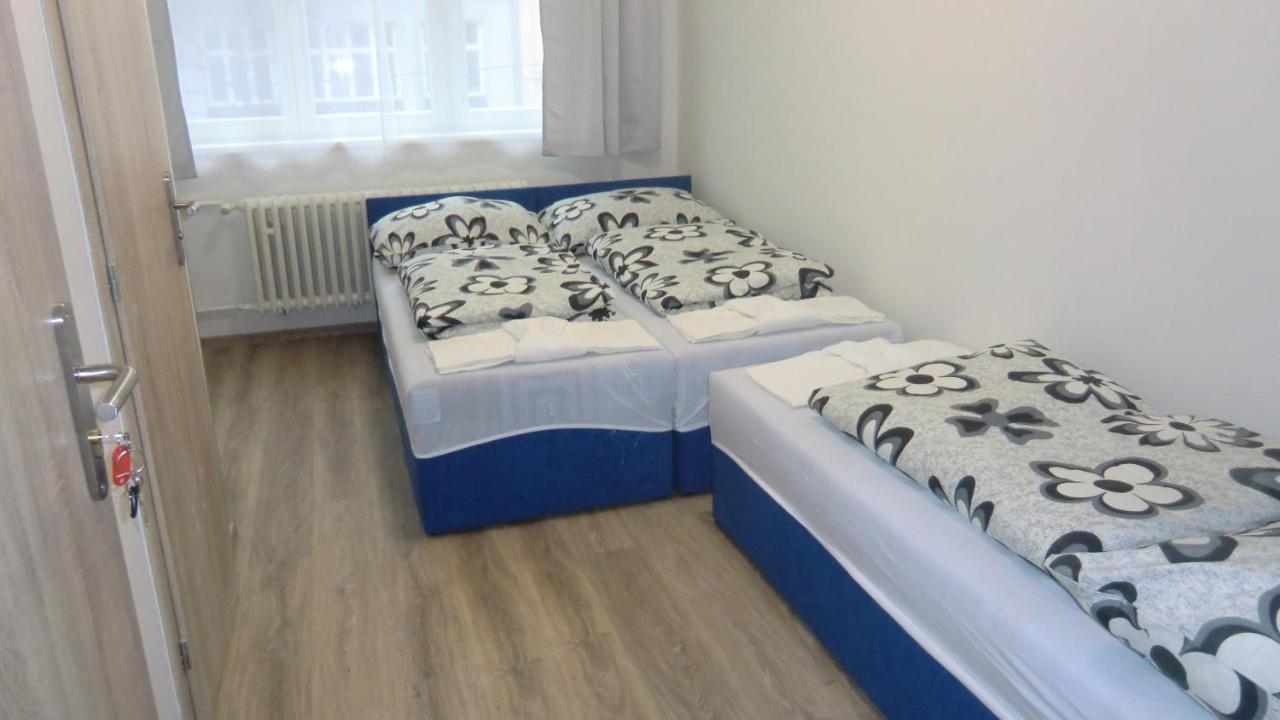 Hu Prag