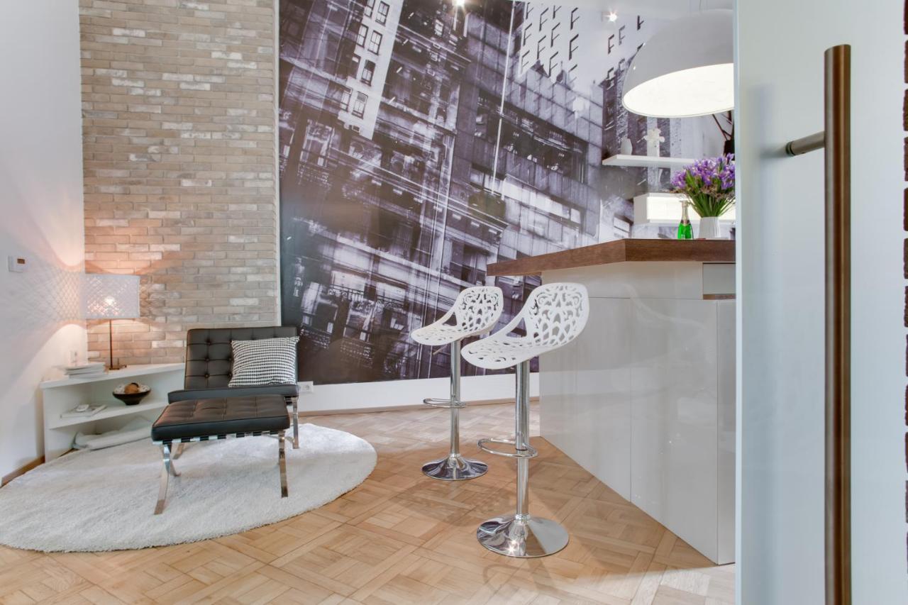 Bright Na Porici Apartment Prag