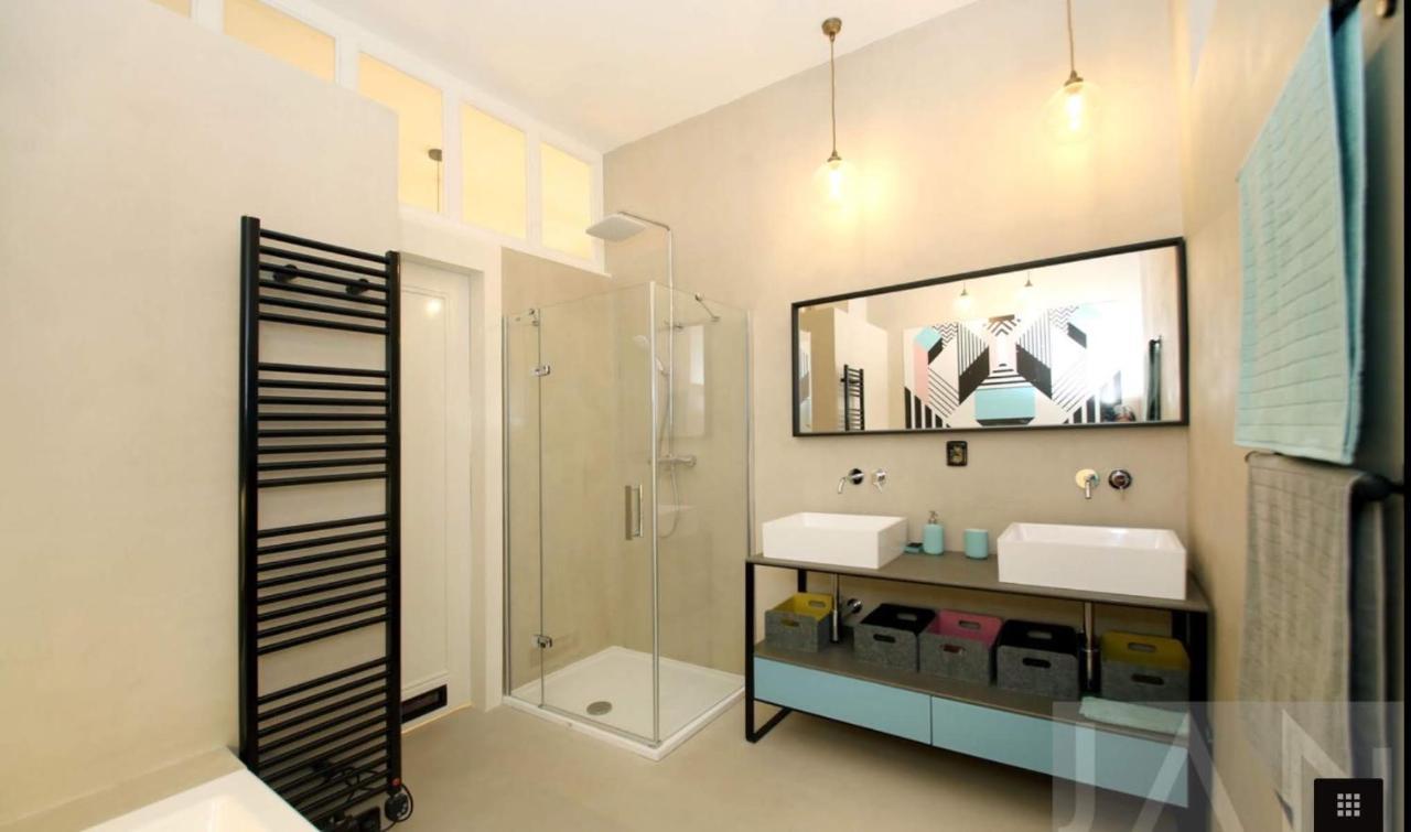 Cubistic Eliska / Jewish Quarter / Old Town Apartment