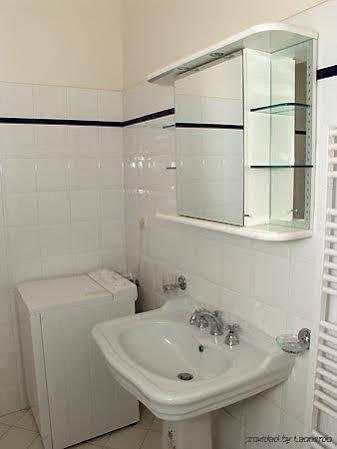 Hotell La Fenice Prag