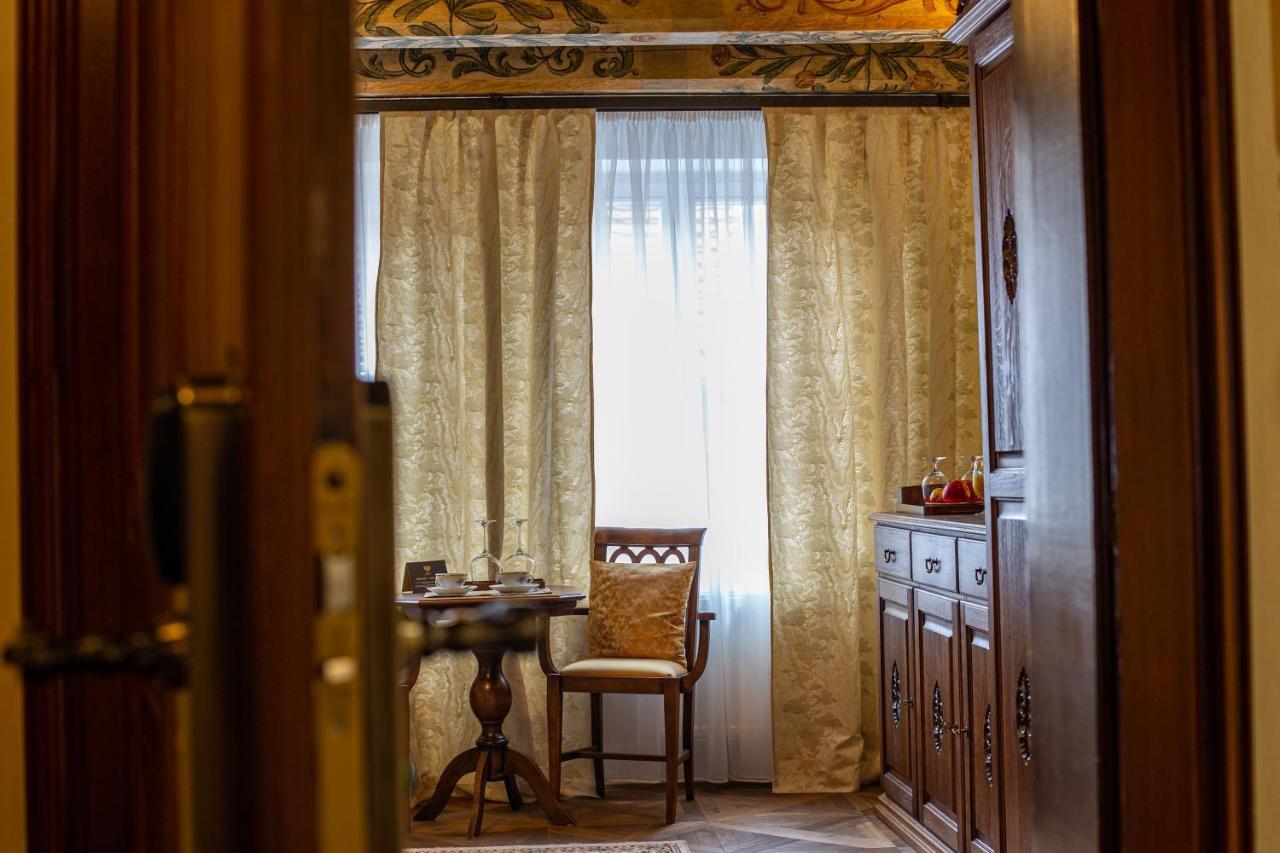 U Cerneho Orla Hotell Prag
