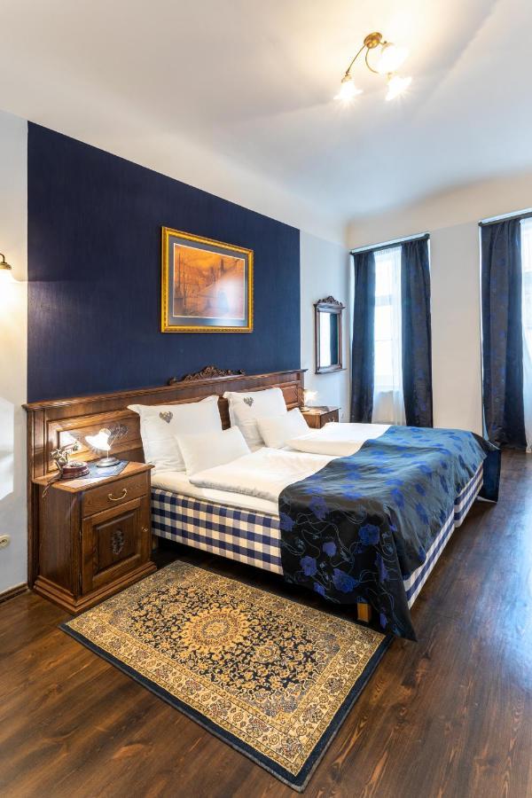 Hotell U Cerneho Orla Prag