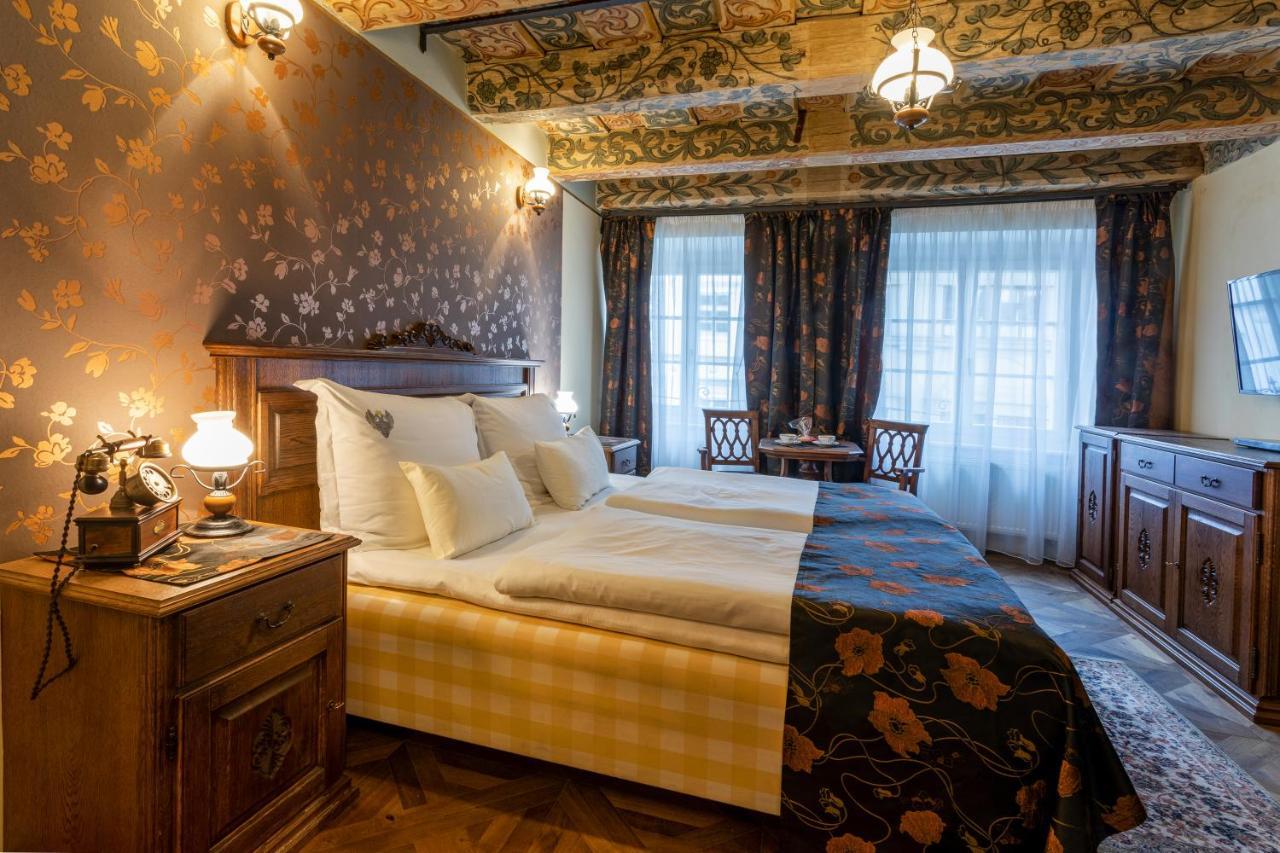 Hotell U Cerneho Orla Prag
