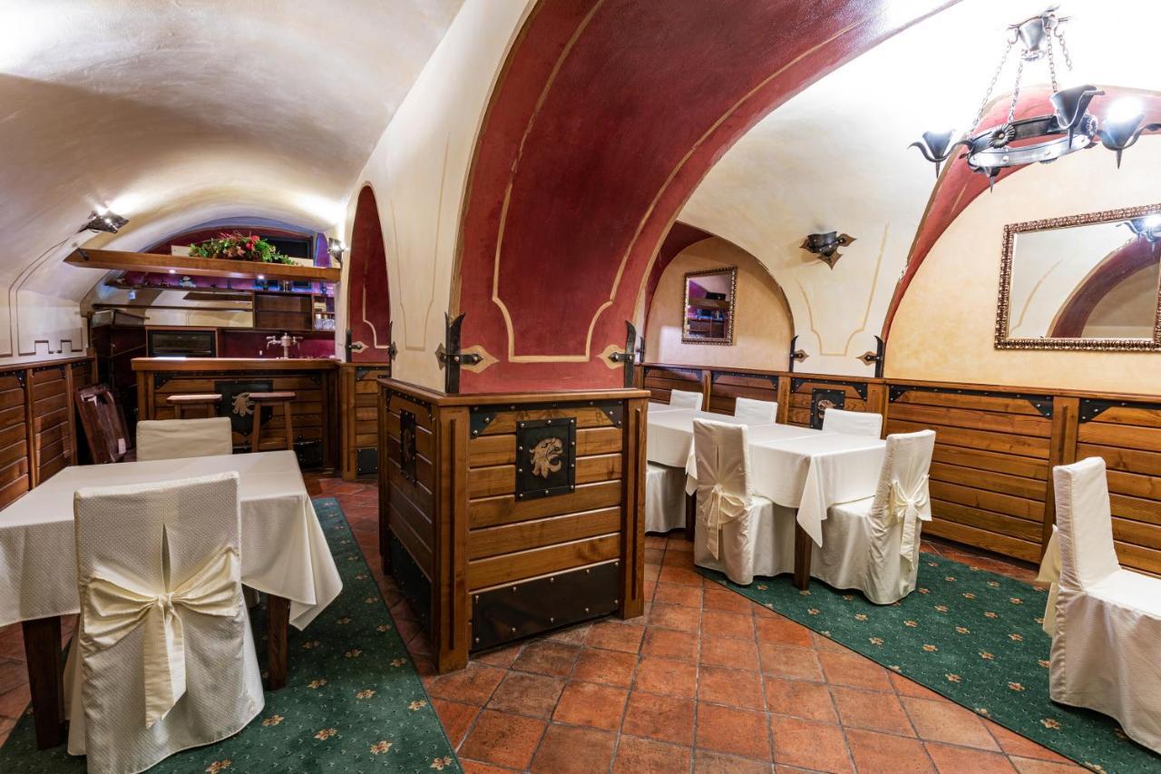 U Cerneho Orla Hotell Prag