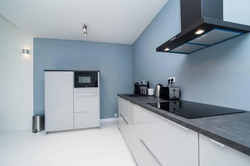 Old Town 1 Bedroom Oasis With Ac And Double Shower * Prag