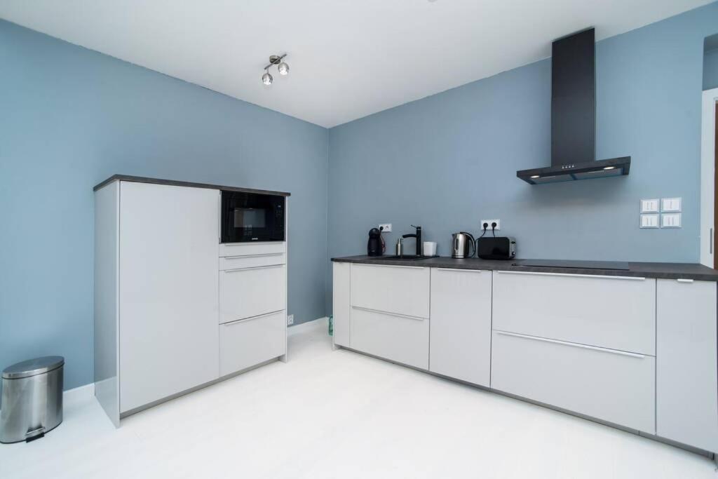 Lägenhet Old Town 1 Bedroom Oasis With Ac And Double Shower *