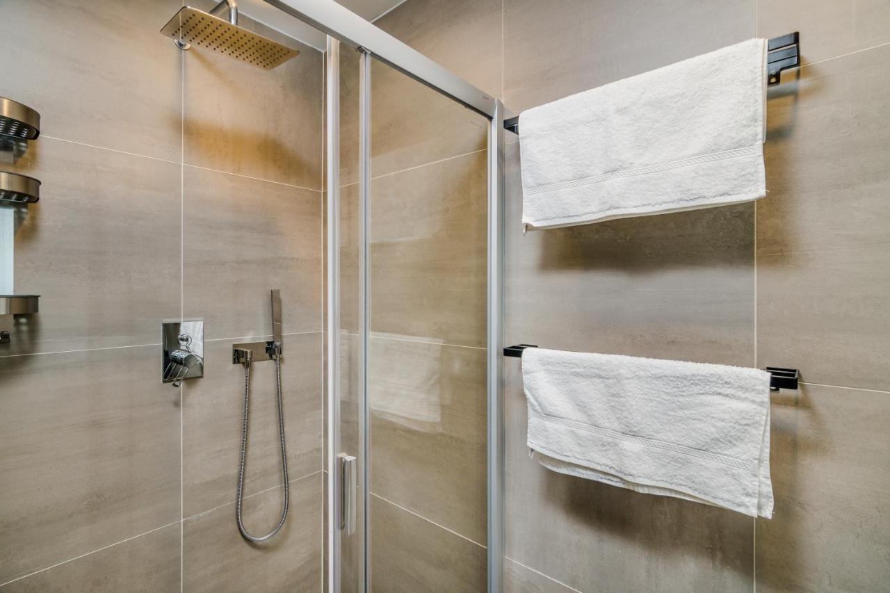 Apartment Days - Premium Loft W Terrace - View - Netflix - Ac Prague