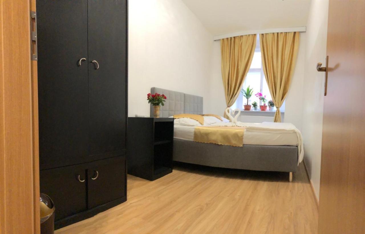 Apartment Lena Prag