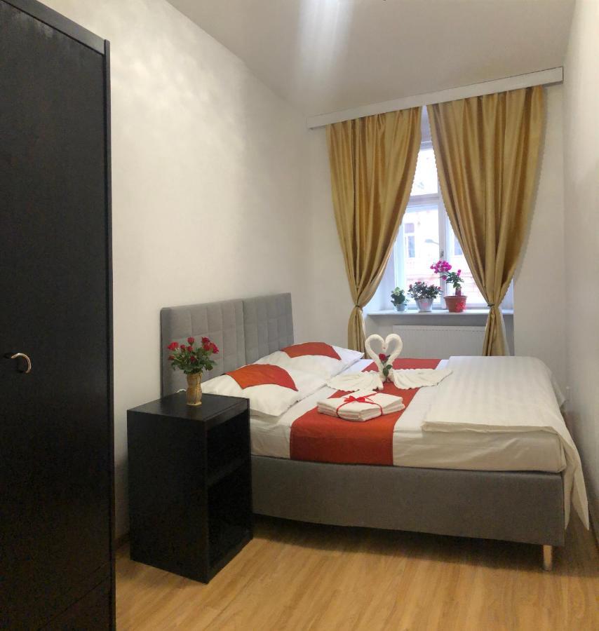Apartment Lena Prag