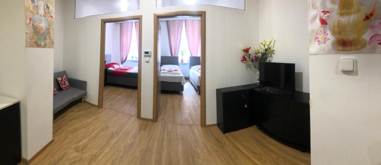 Apartment Lena *