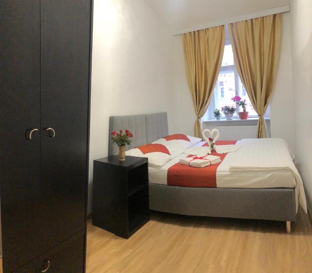 Lena Apartment