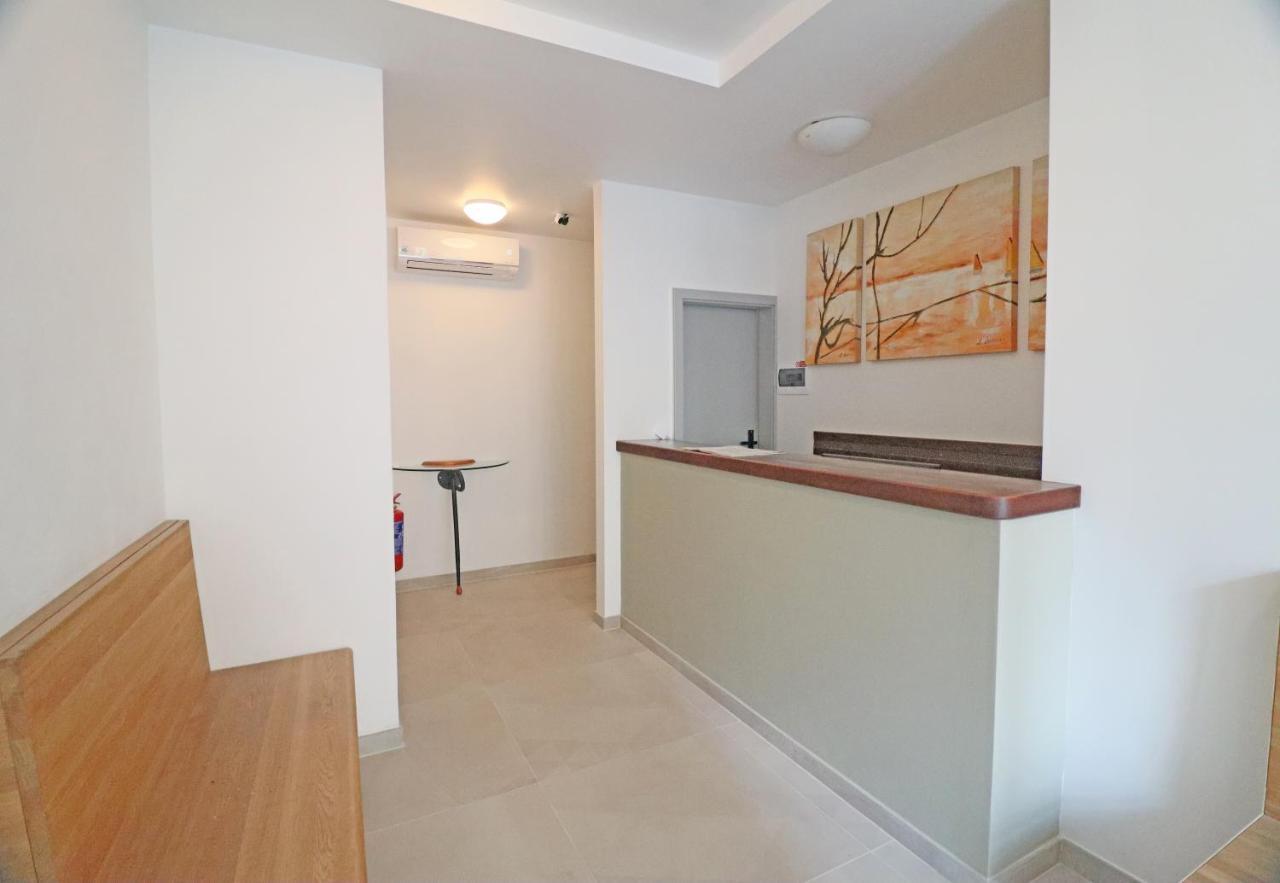 Vincanto Old Town Aparthotel