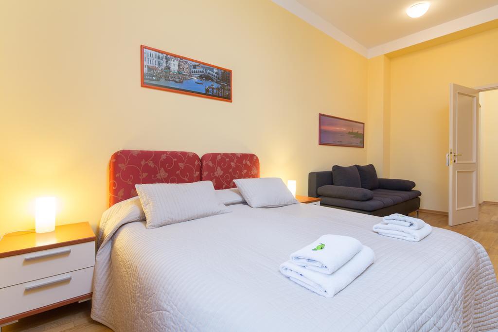 City Lounge Hotel