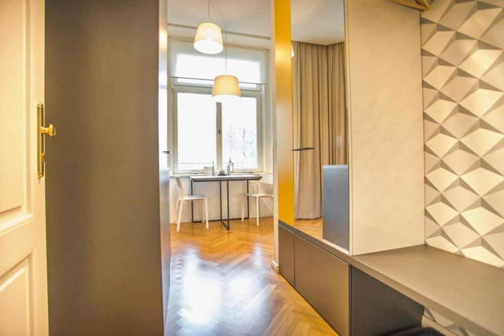 Design Andel, Historical Sights Walkable Apartment