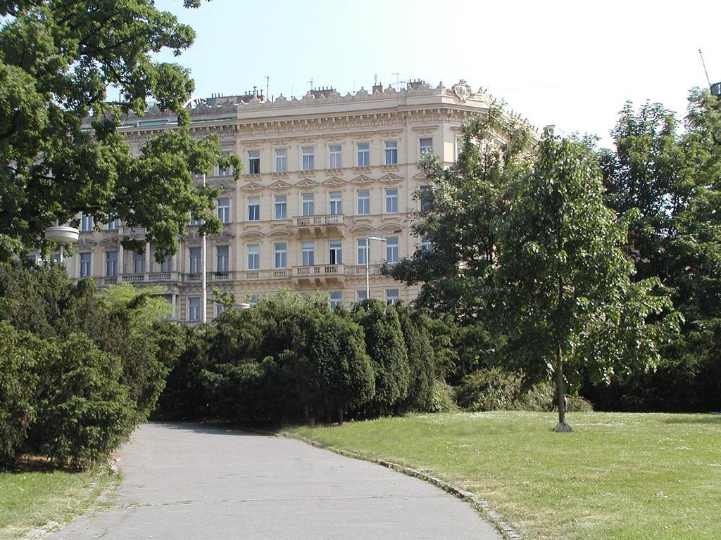Katarina Lägenhet Prag
