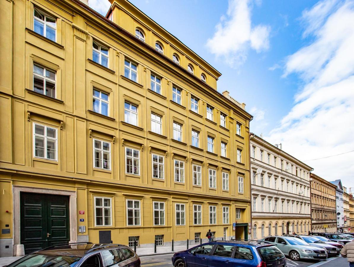 Newly Opened, Designer Opera Prag