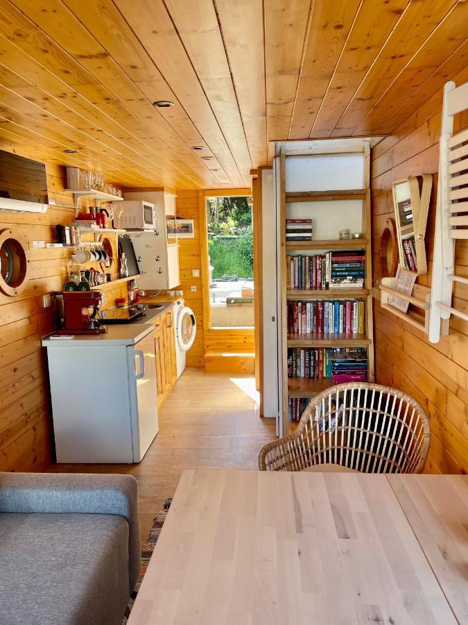 Houseboat Ginger Bådhotel Prag