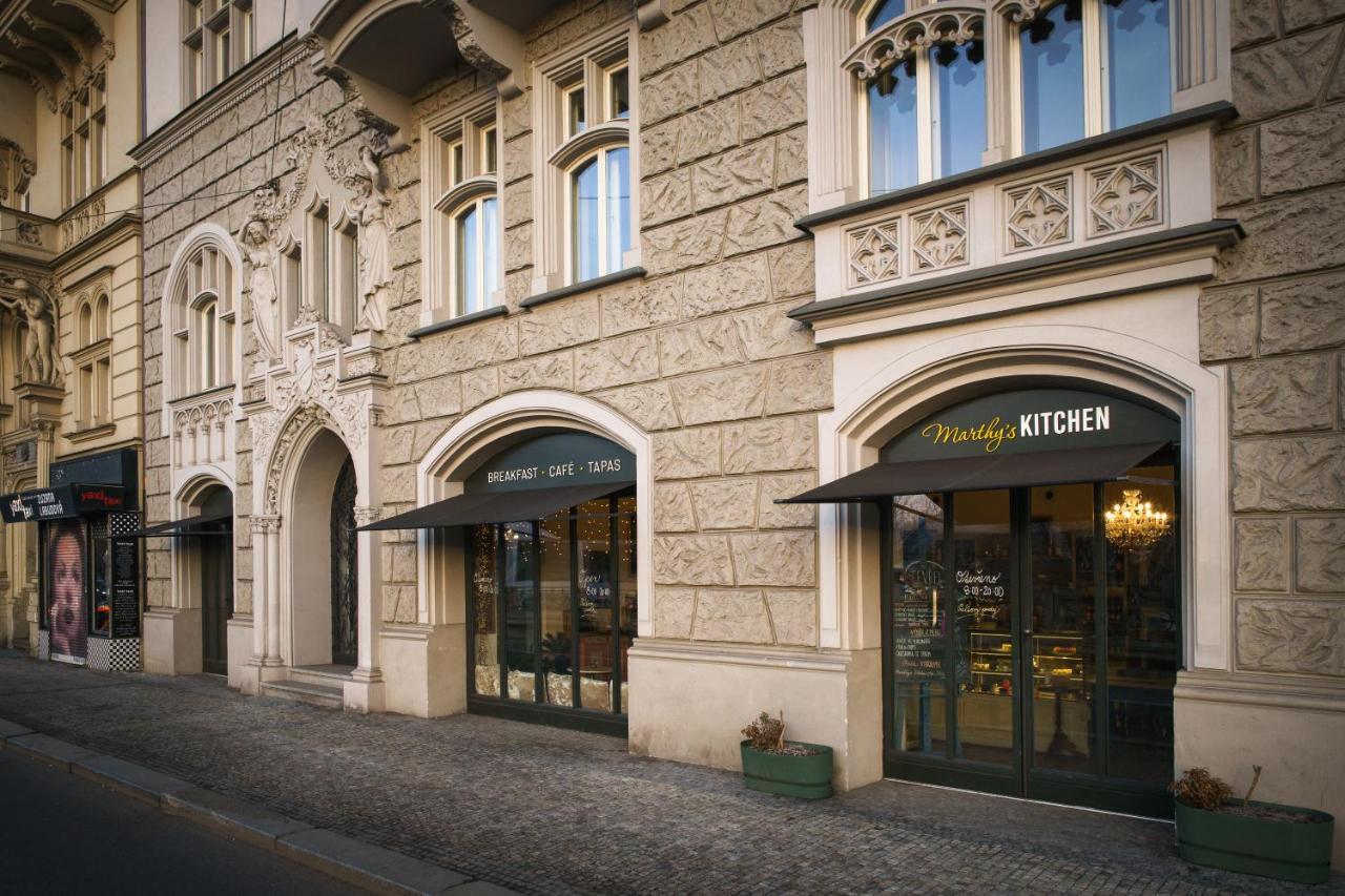 Mn6 Luxury By Adrez Prag