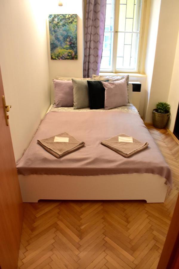Andy'S Central 3-Bedroom Apartment ! Apartmán Praha