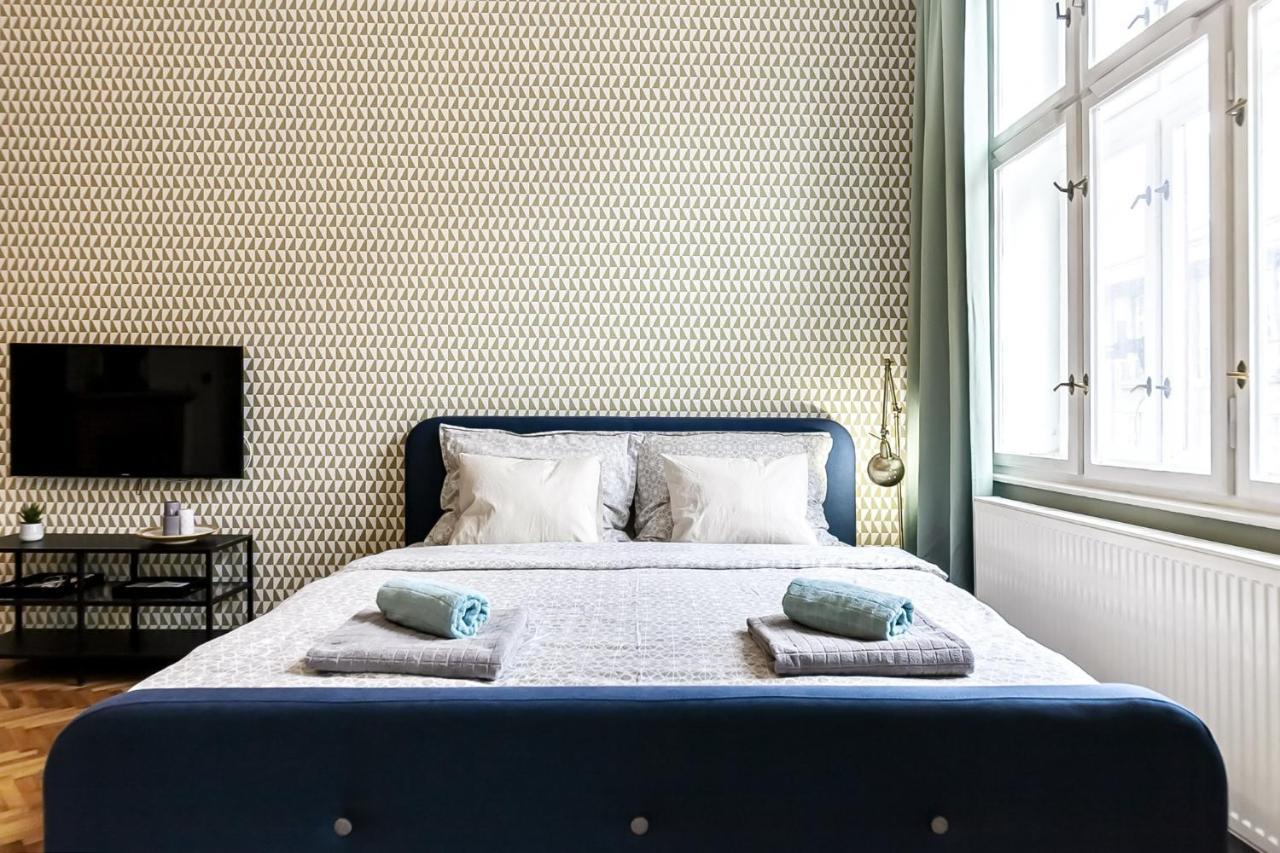 Cubistic Eliska / Jewish Quarter / Old Town Apartment Prag
