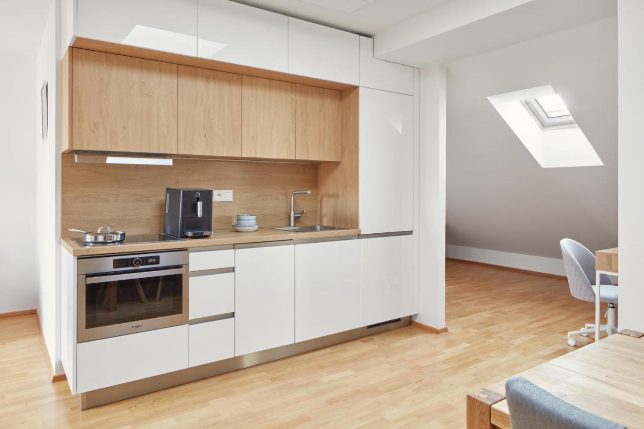 Apartment Bright In New Town By Days