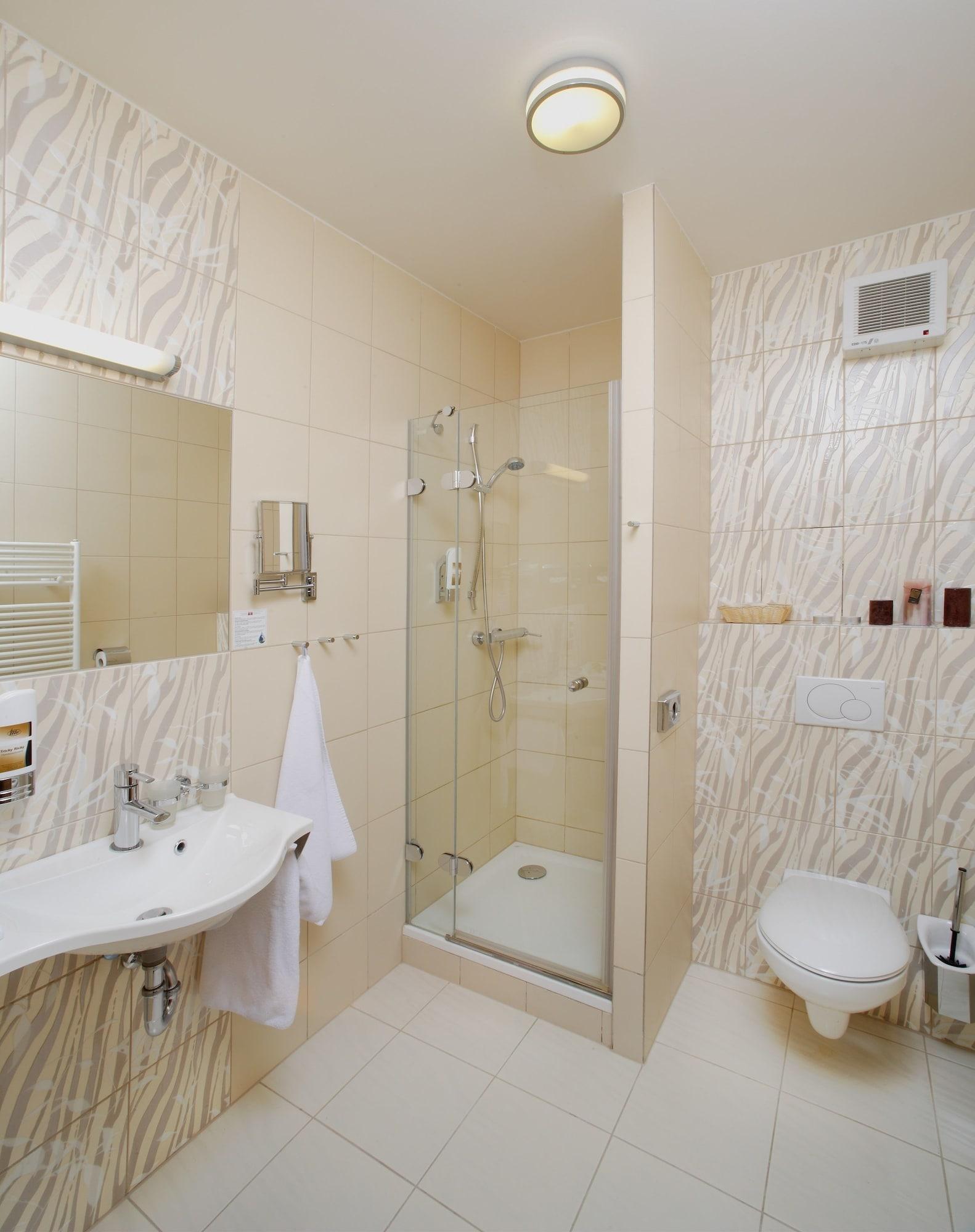 1.republic Hotell 4*