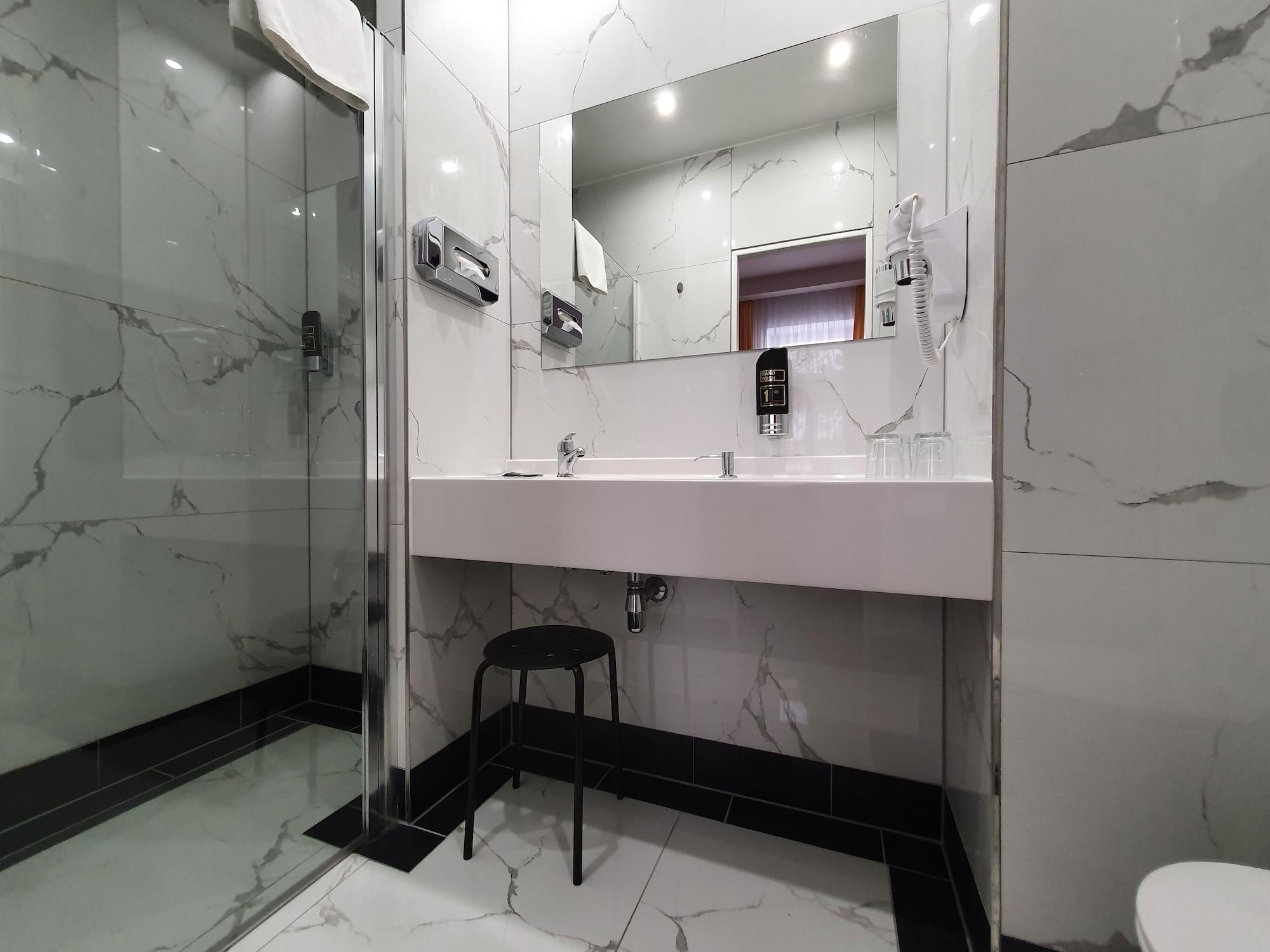 Royal Plaza 3* Prag
