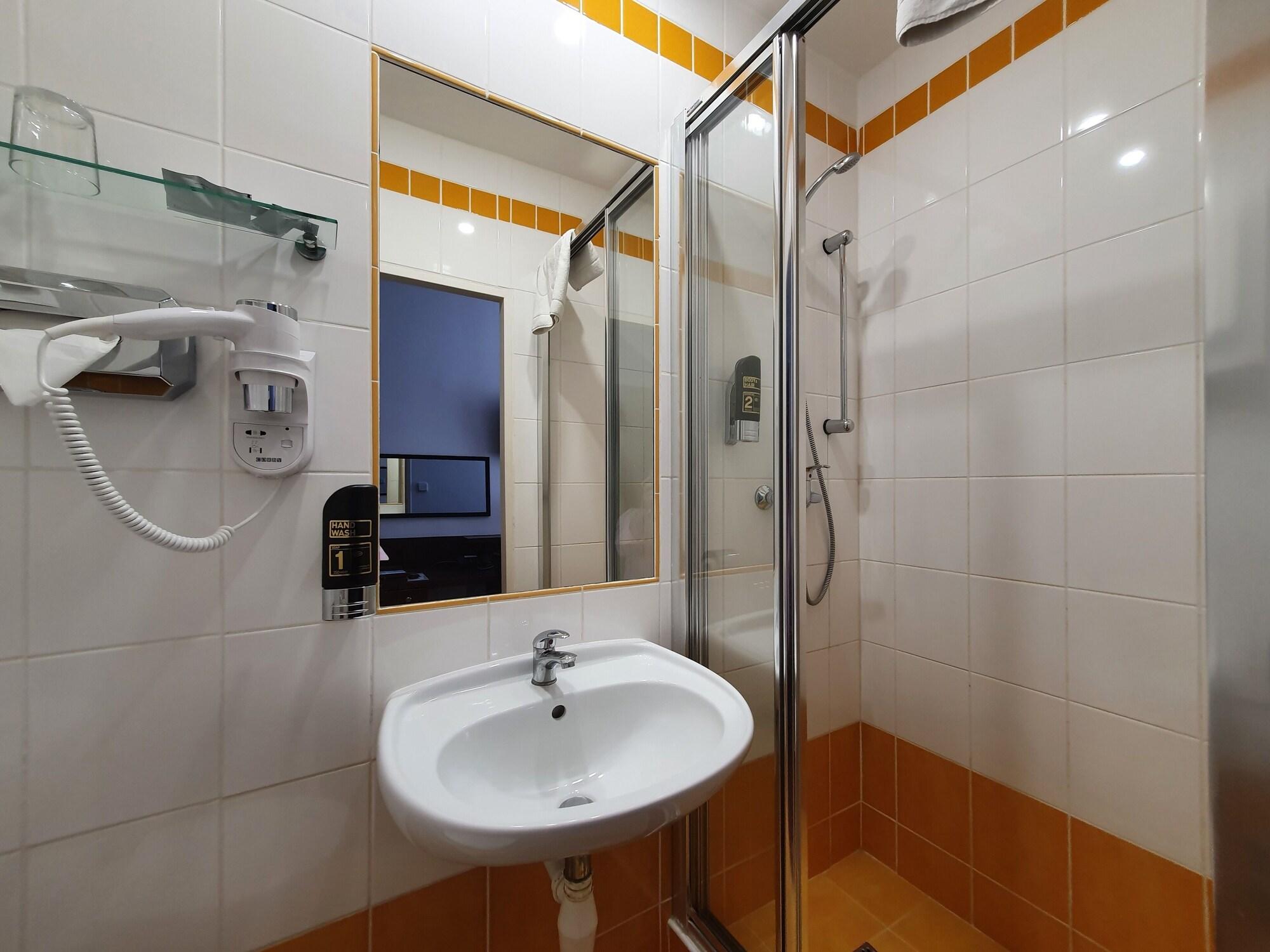 Royal Plaza Hotell 3*