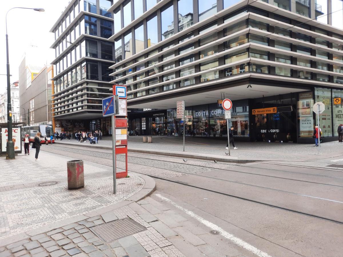 Privatunterkunft Downtown Minimalistic In Flatshare
