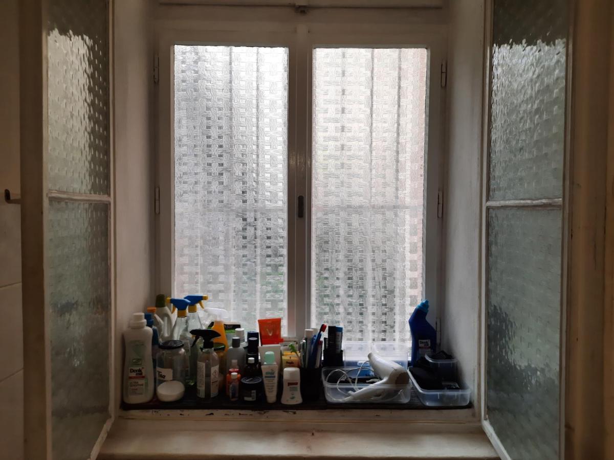 Downtown Minimalistic In Flatshare