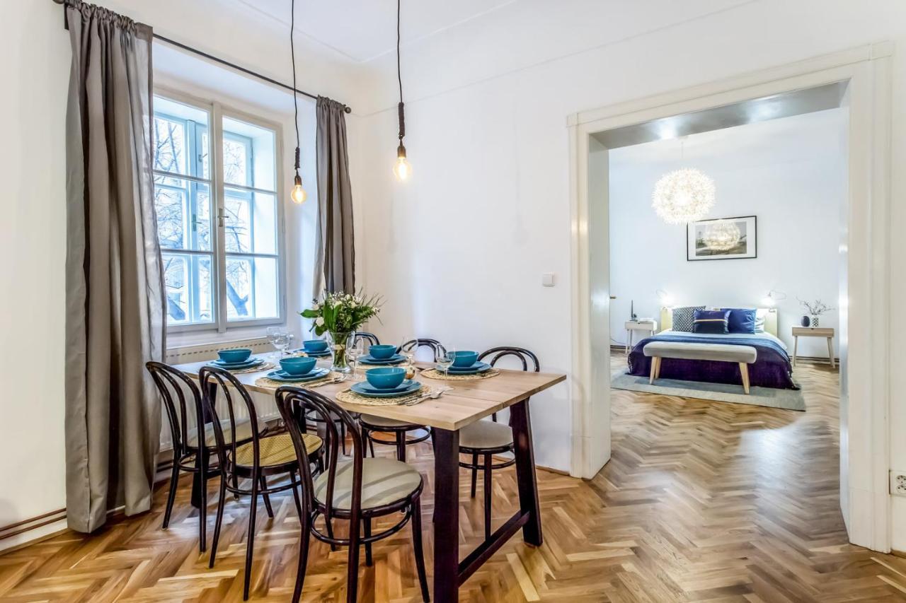 Old Town 2 Bdr Apartment, Free Coffee * Prague