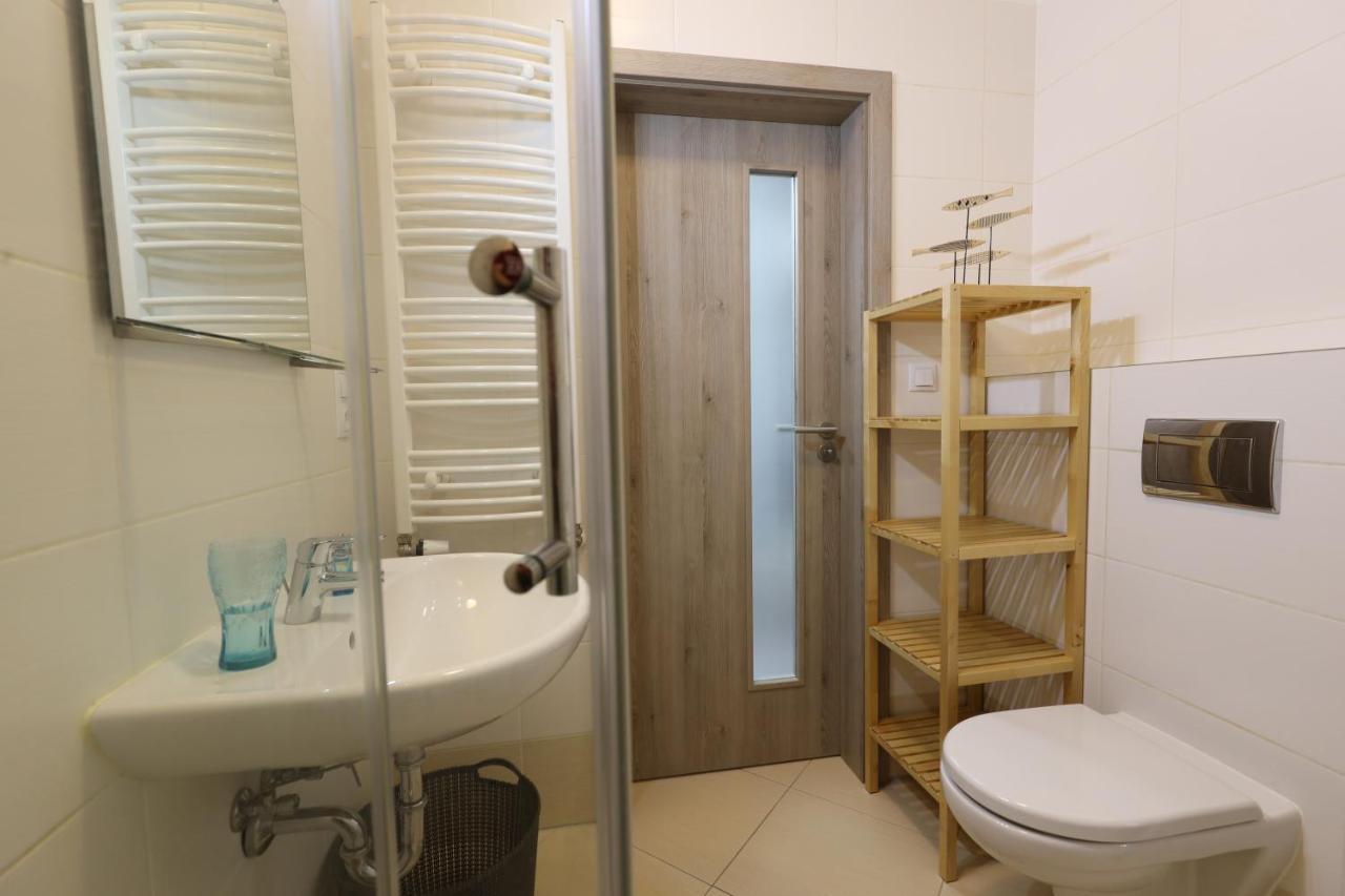 Apartment - Letnany 178 Zimni Zahrada