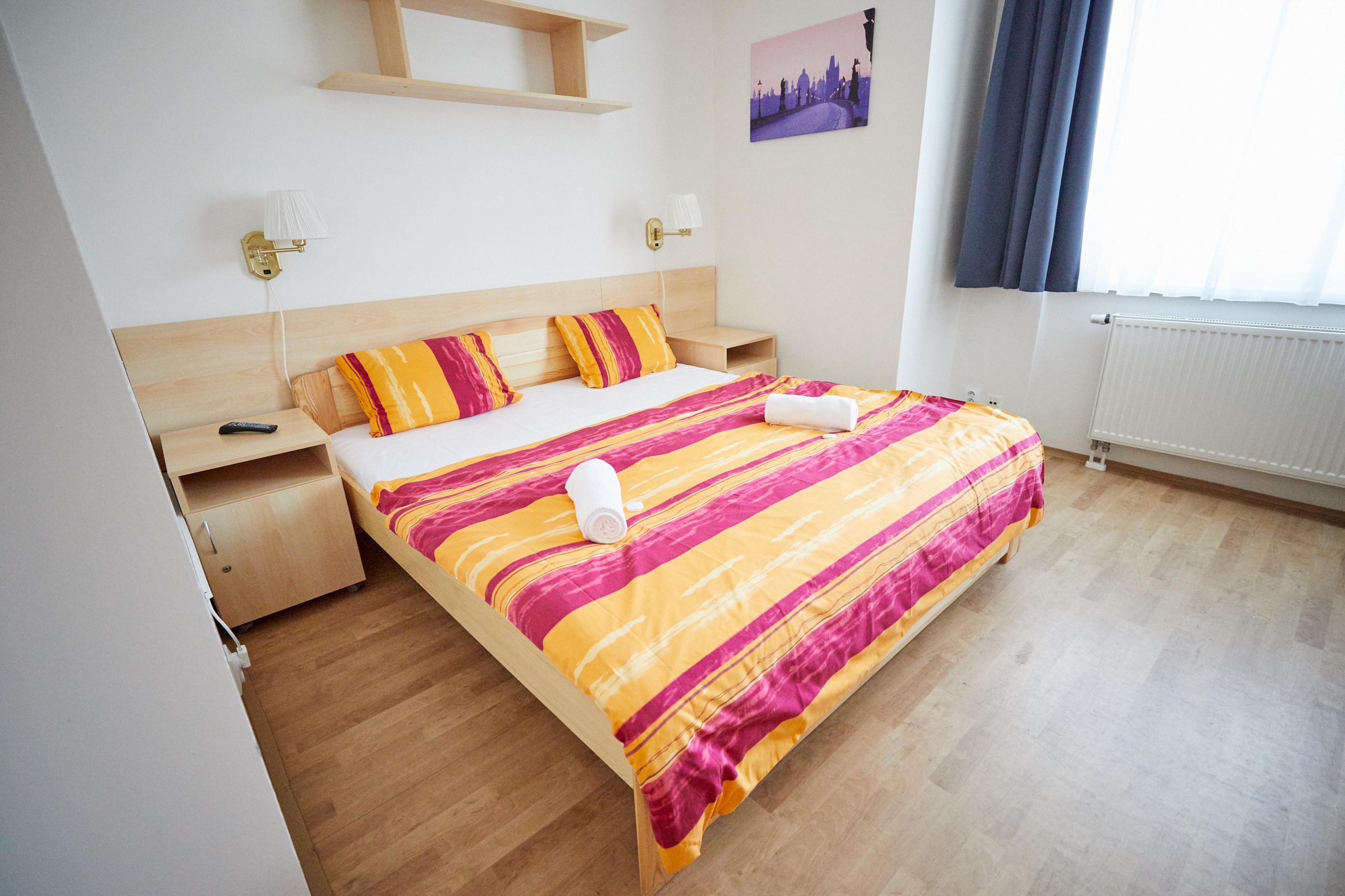 University Hotel 2*