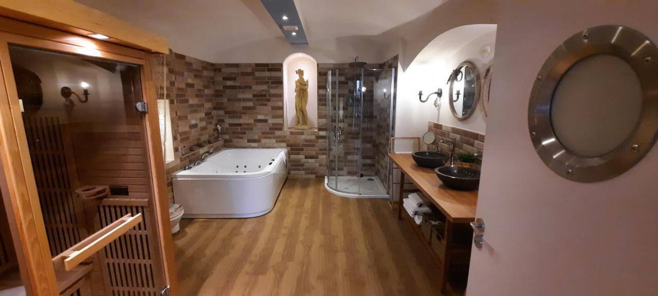 Excellent Romantic 4* Prague