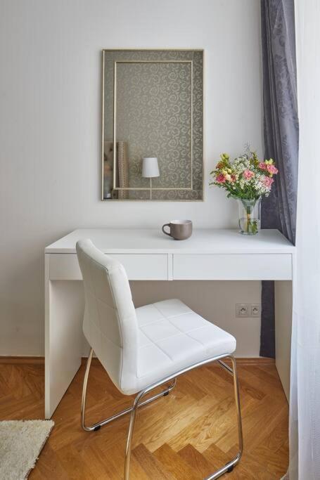 Gentle And Cozy Right At The Center Apartmán Praha