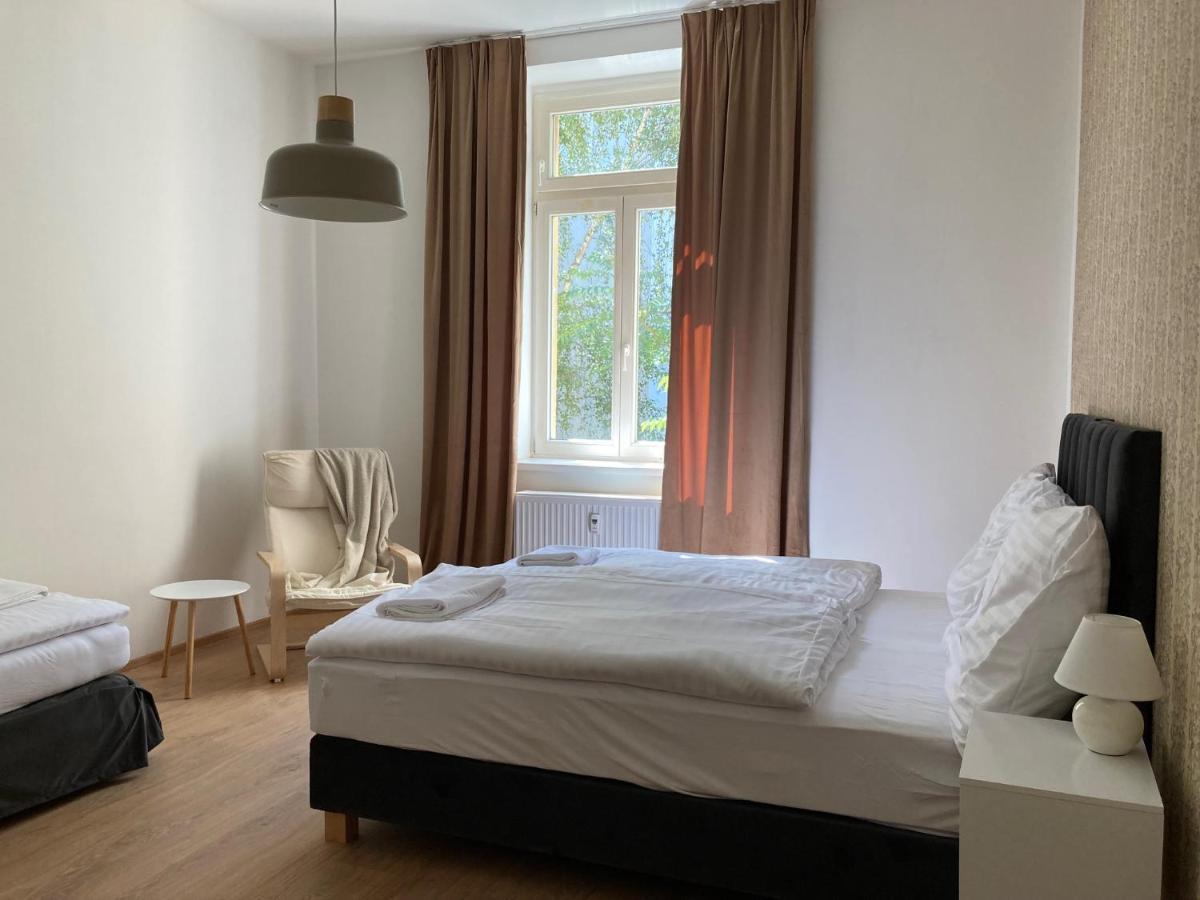 Zizkov Tower Aparthotel 3*