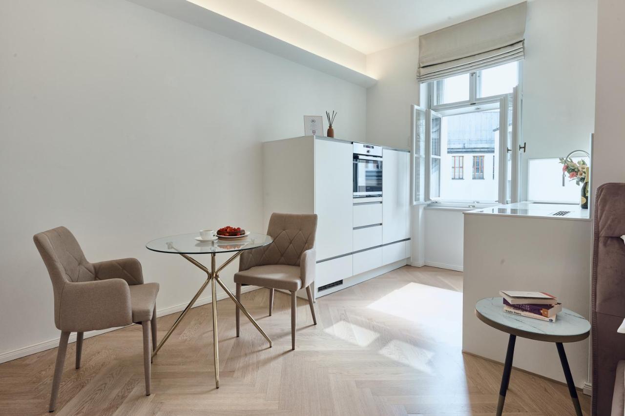 High Heaven Apartment Prague