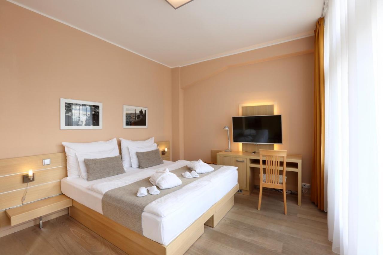 Hotell Amarilis 4*