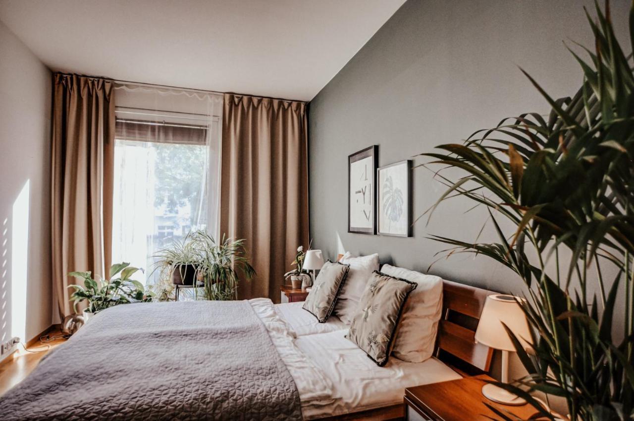 Turnkey City Garden Apartment *