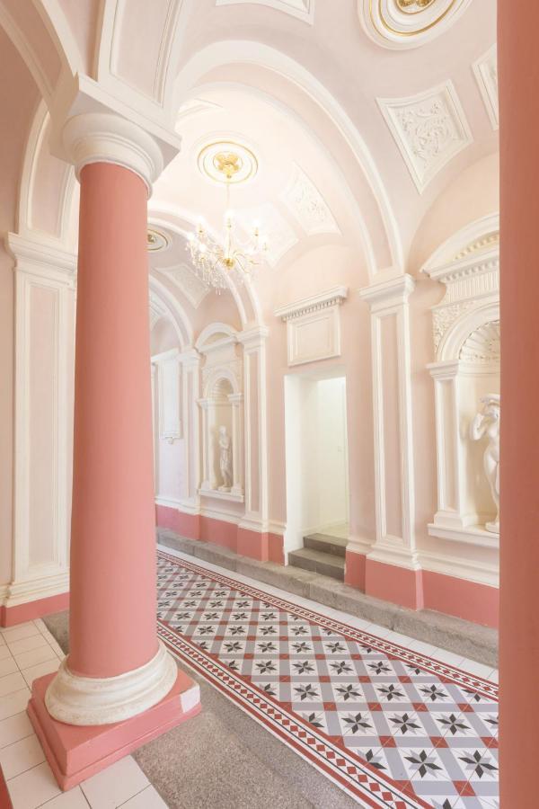 Apartment Turnkey I Angelo Roma Prag