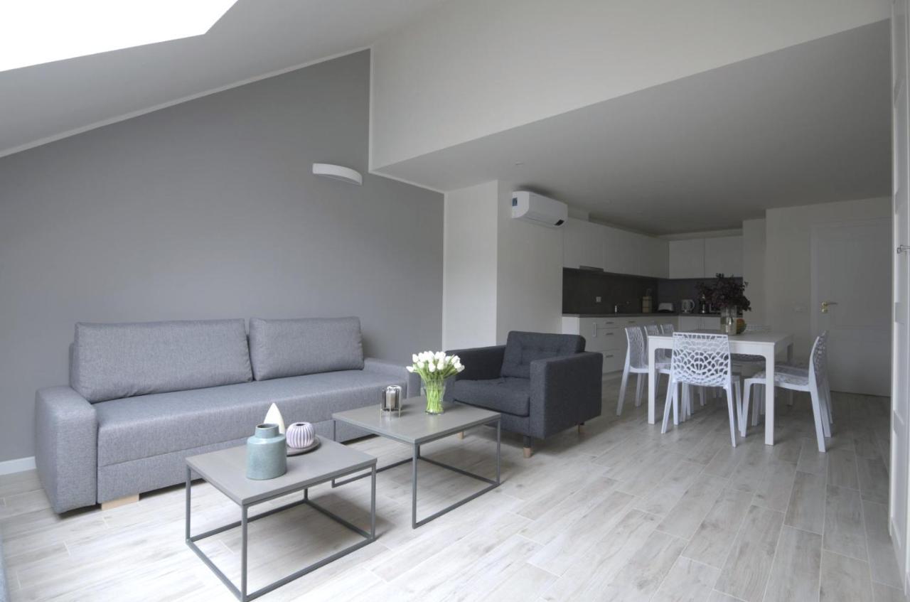 Kinsky Garden And By Dwellfort