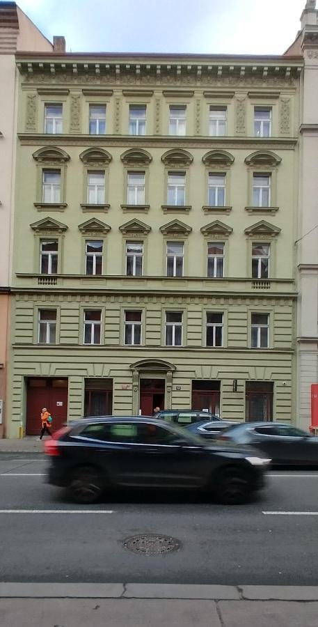 S42 *