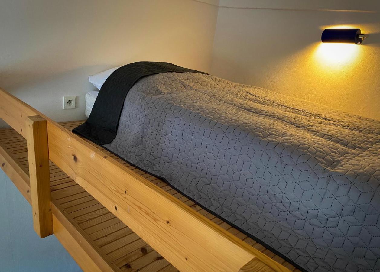 Utulny Byt Pod Prazskym Hradem Apartment *