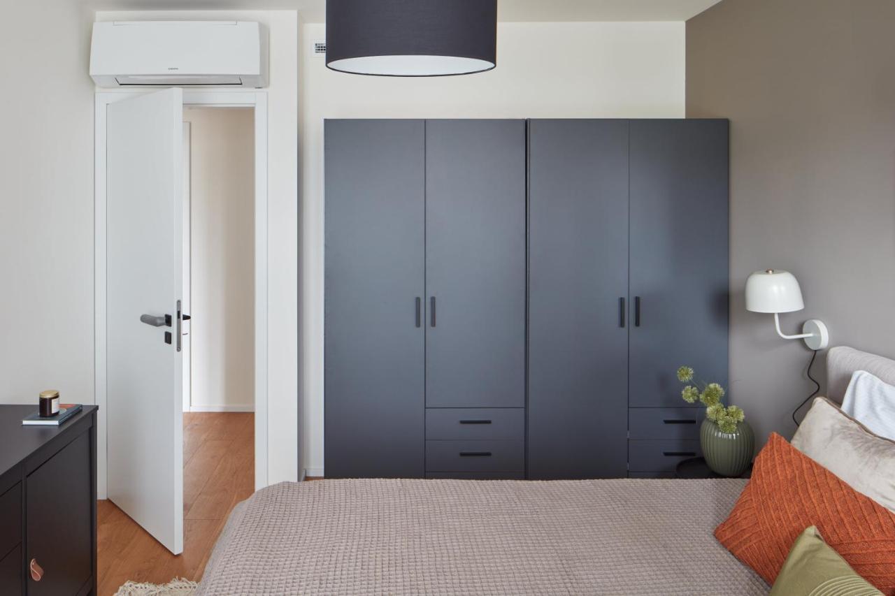 Days - Designer Apts - Garage - Terrace - Easy Access * Prag