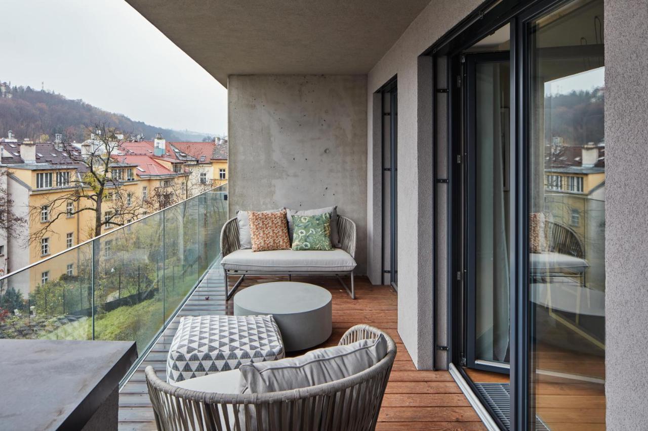Days - Designer Apts - Garage - Terrace - Easy Access Lägenhet
