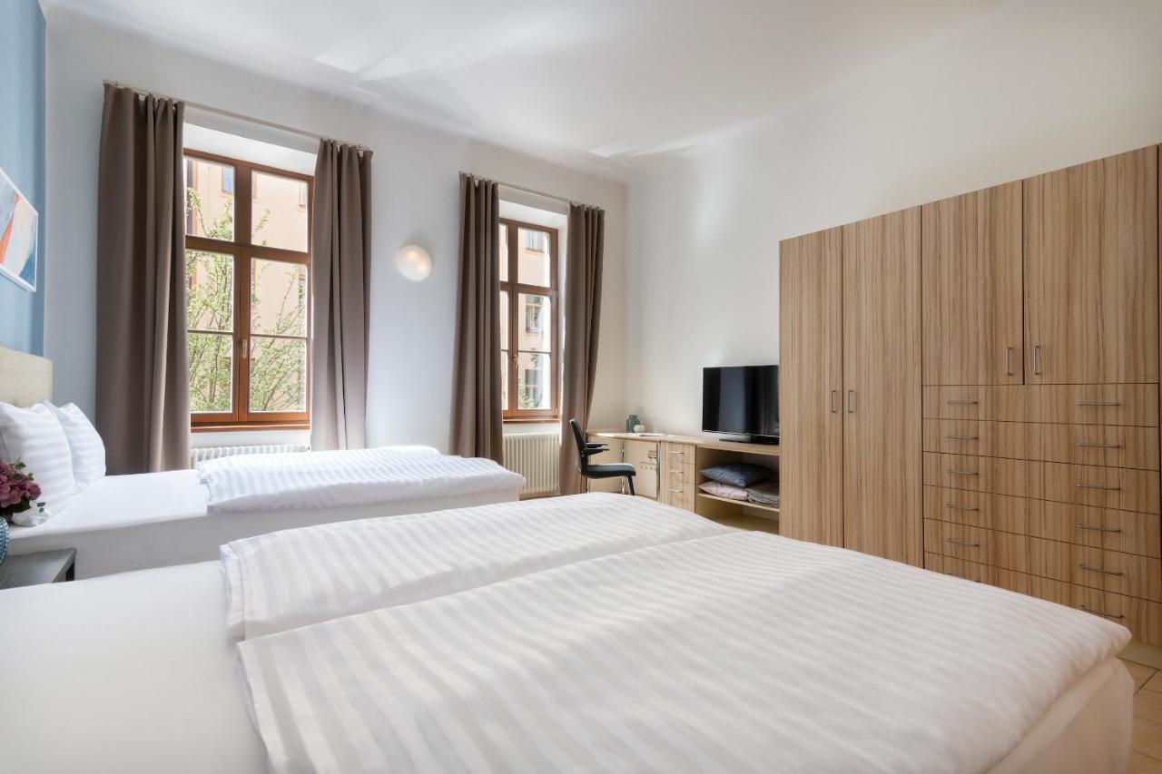 Bohemian Dreams And By Dwellfort Aparthotel Praha