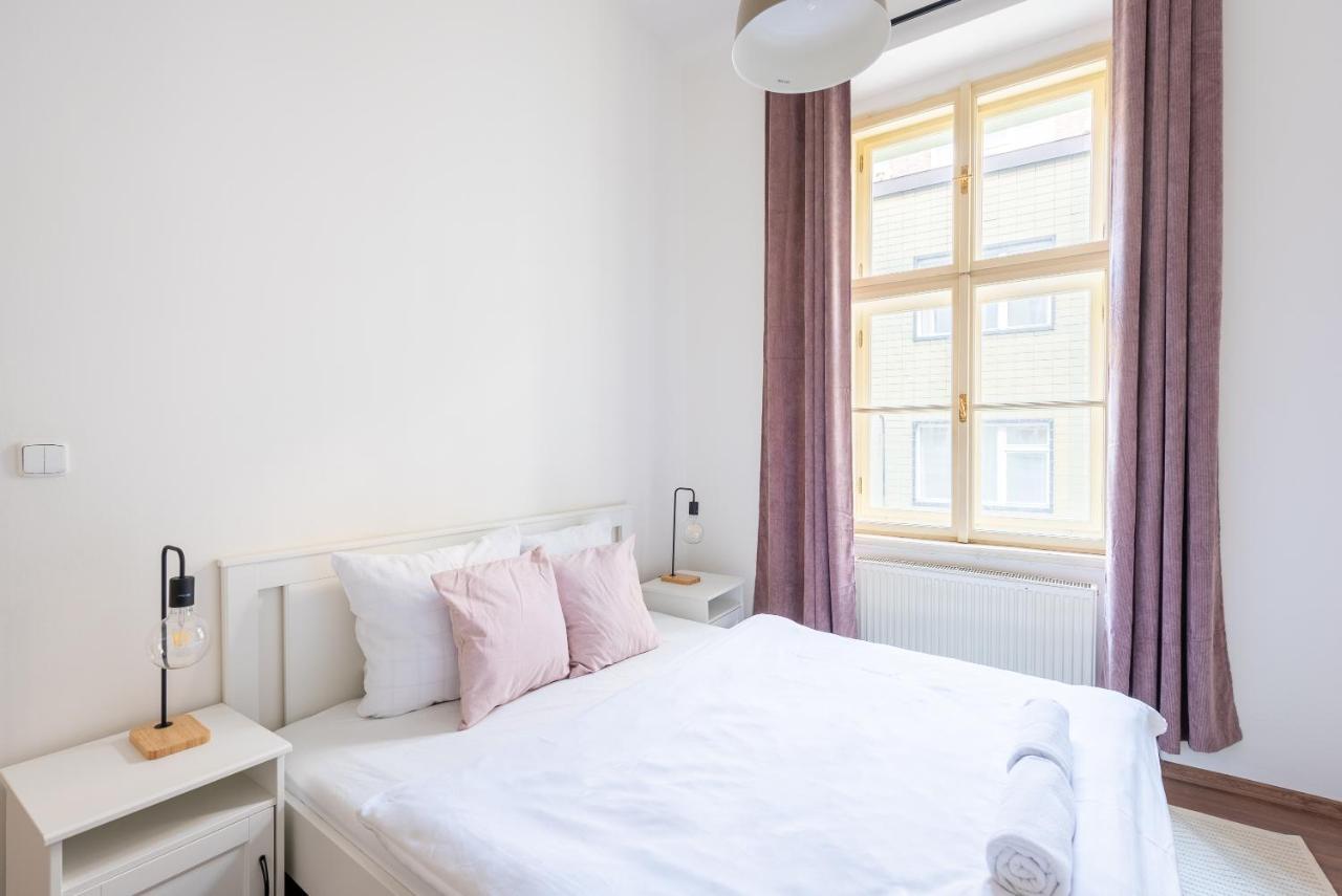 Budget Reznicka Prag