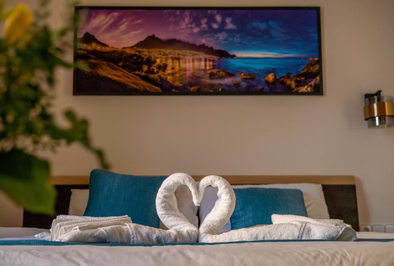 Exclusive With A View Of Castle And Vltava River Prag